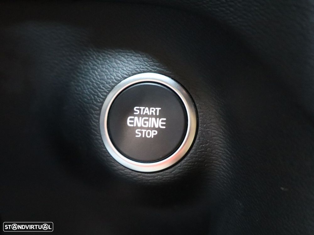 Volvo XC 40 1.5 T5 PHEV Core - 24