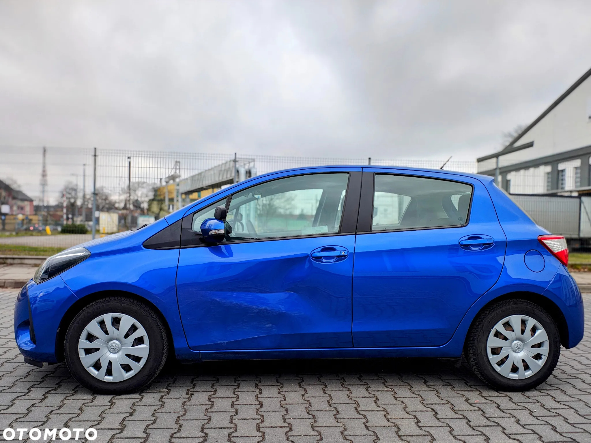 Toyota Yaris 1.0 Active - 5