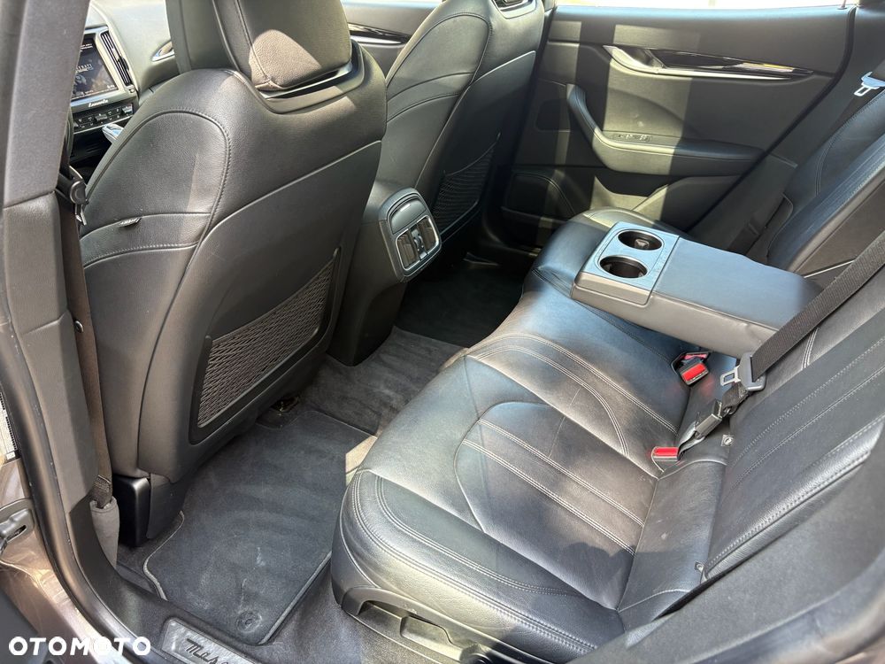 Maserati Levante - 10