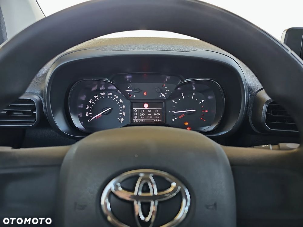 Toyota Proace City Verso 1.5 D-4D Combi - 18