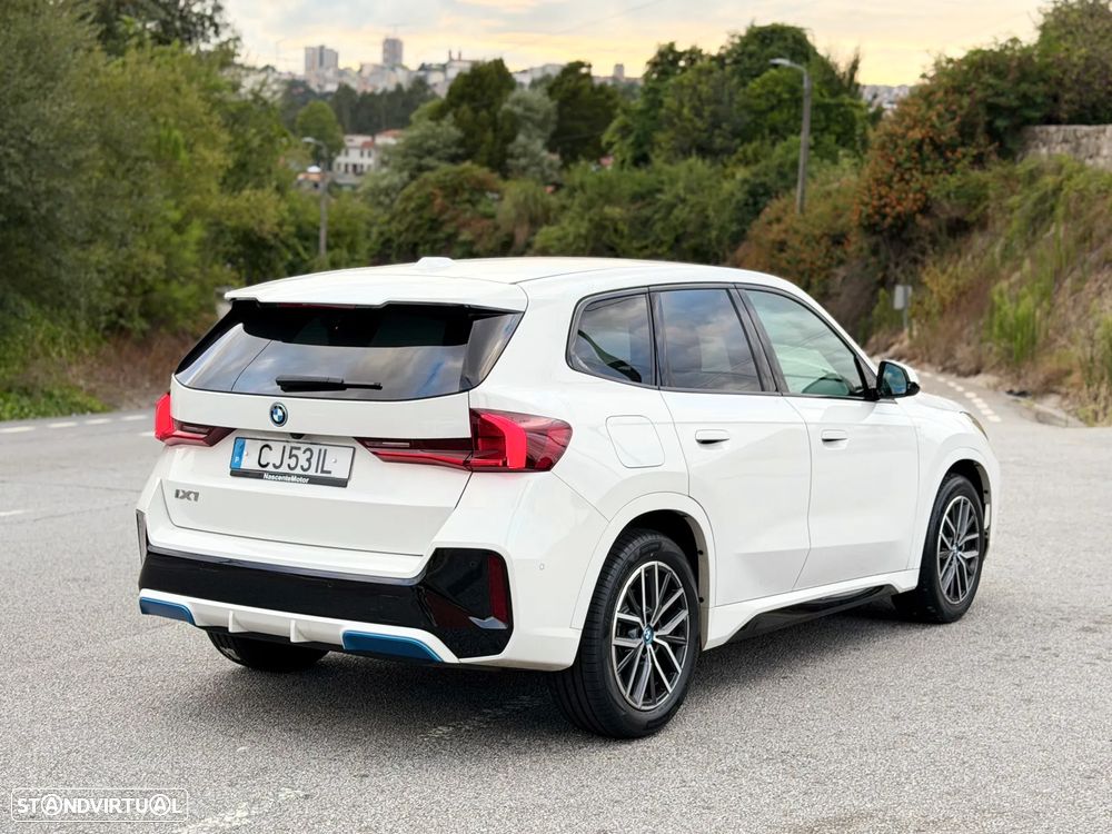 BMW iX1 xDrive30 Pack Desportivo M - 19