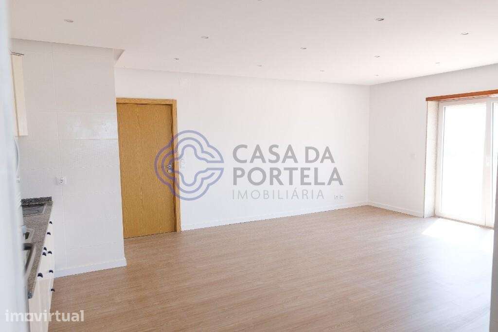 Apartamento T3 com Terraço no Centro de Oliveira de Azeméis, situado n - Grande imagem: 4/32