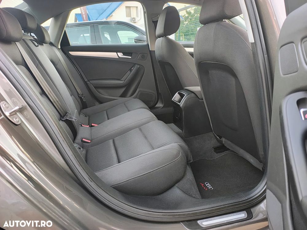 Audi A4 Limuzina 2.0 TDI DPF multitronic Ambiente - 9