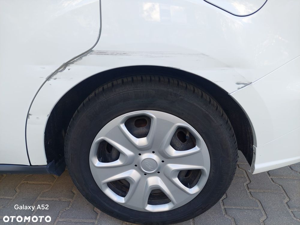 Ford Tourneo Courier 1.5 TDCi Trend - 5