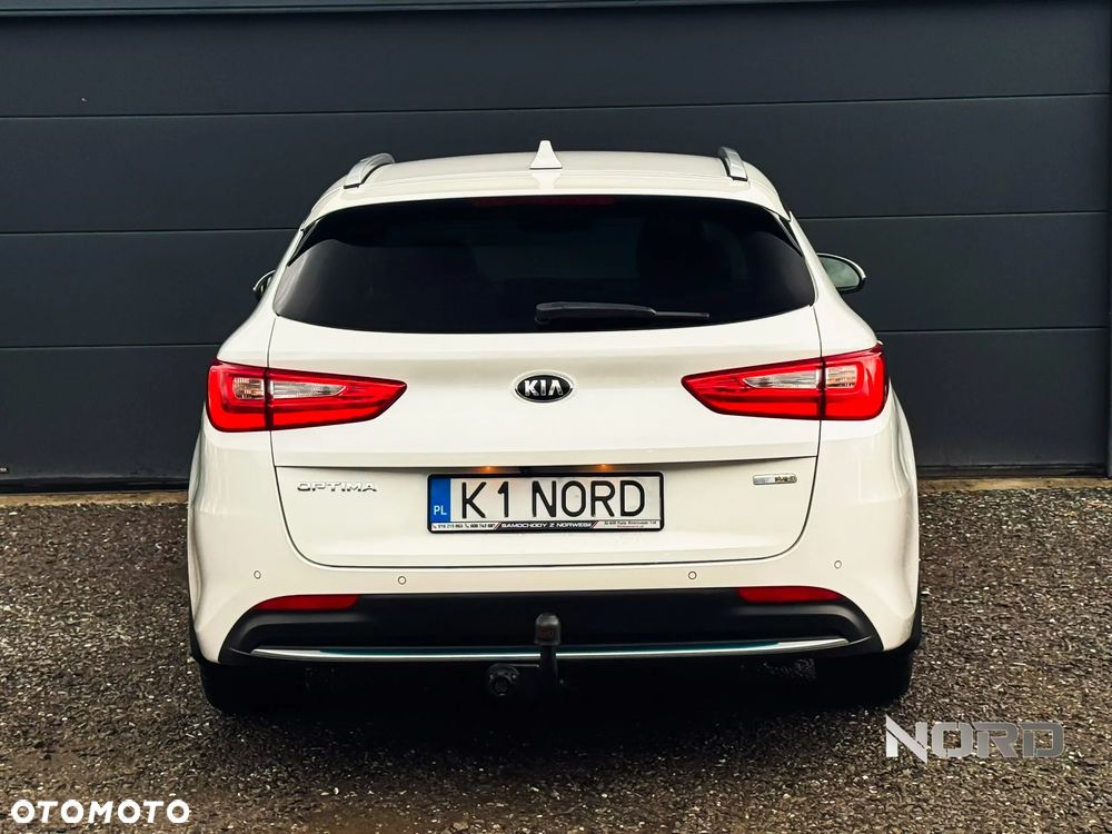 Kia Optima Plug-in Hybrid - 8