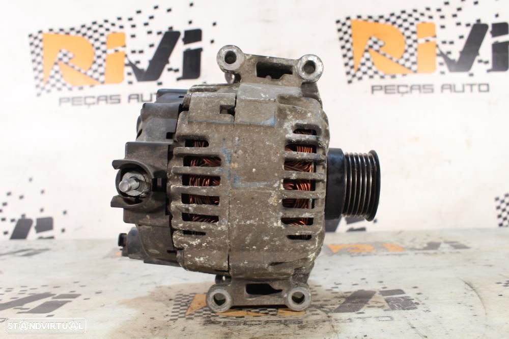 Alternador Mercedes-Benz C-Class T-Model (S204)  A0009060401 / Tg15c18 - 1