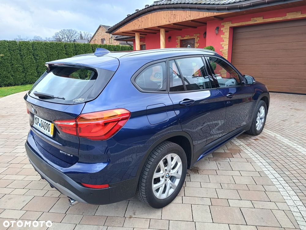 BMW X1 xDrive18d Sport Line - 16