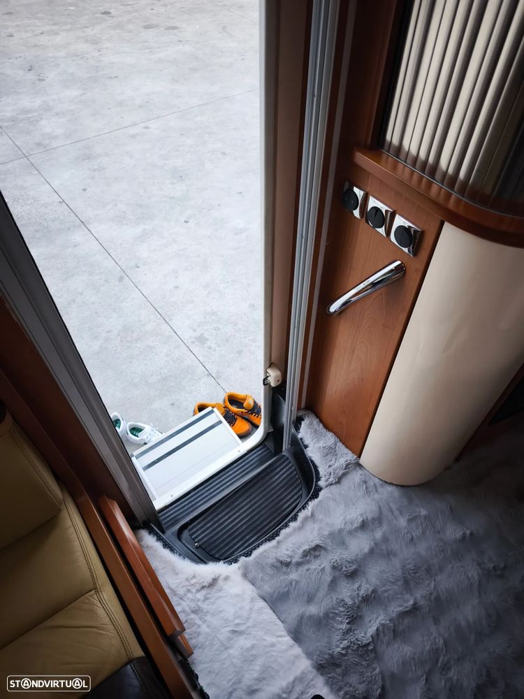 Rapido Serie 90dF 9000FH - 15