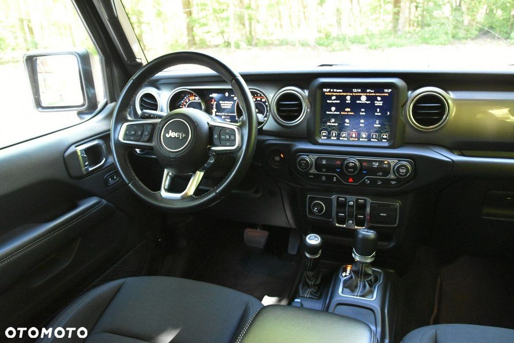Jeep Wrangler Unlimited GME 2.0 Turbo Sahara - 6