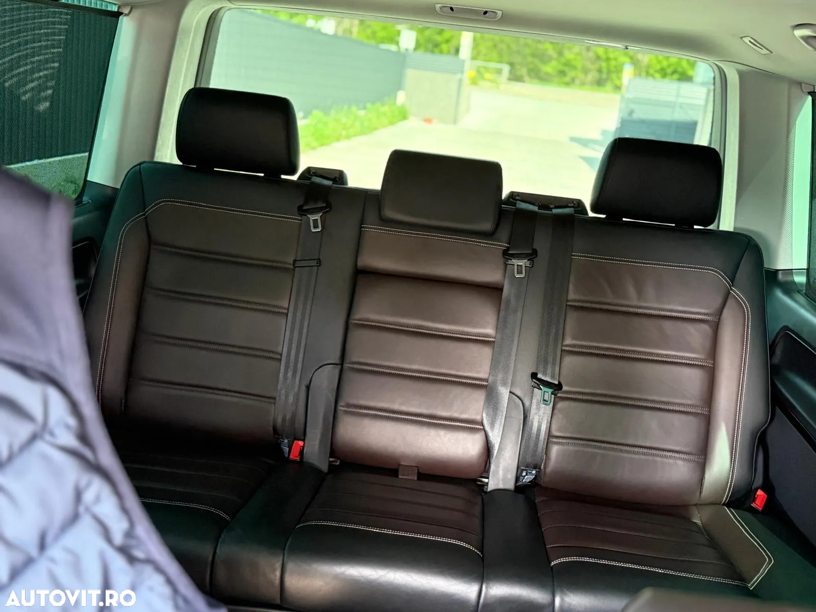 Volkswagen Multivan - 7