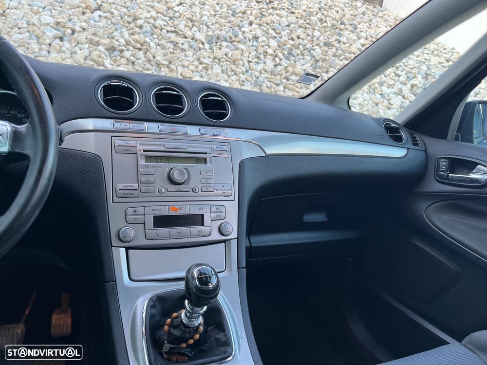 Ford S-Max 1.8 TDCi Titanium 7L - 22