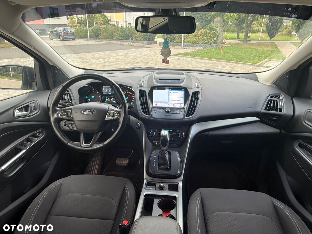 Ford Kuga - 9
