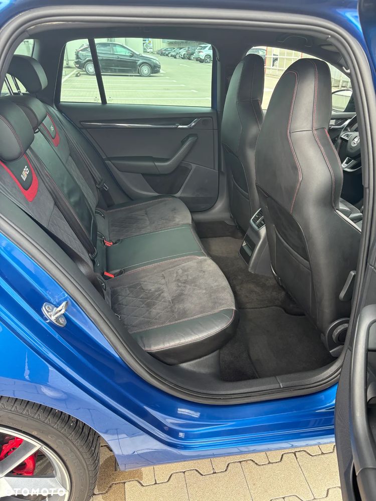 Skoda Octavia 2.0 TDI DSG RS - 17