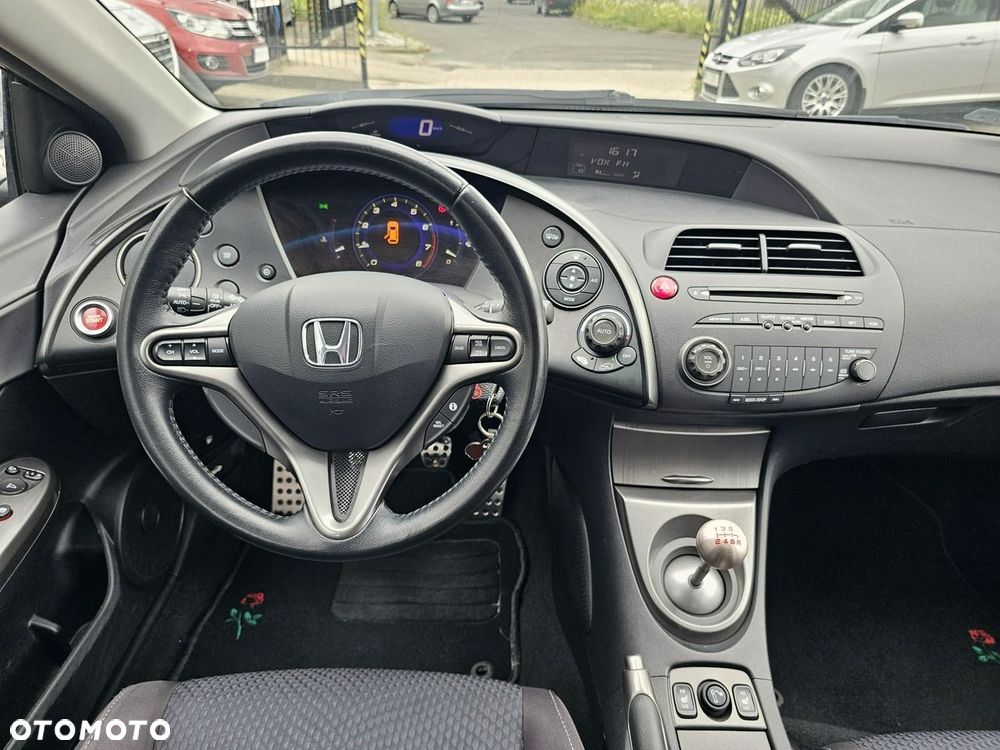 Honda Civic 1.4 Comfort (Honda Connect+) - 17