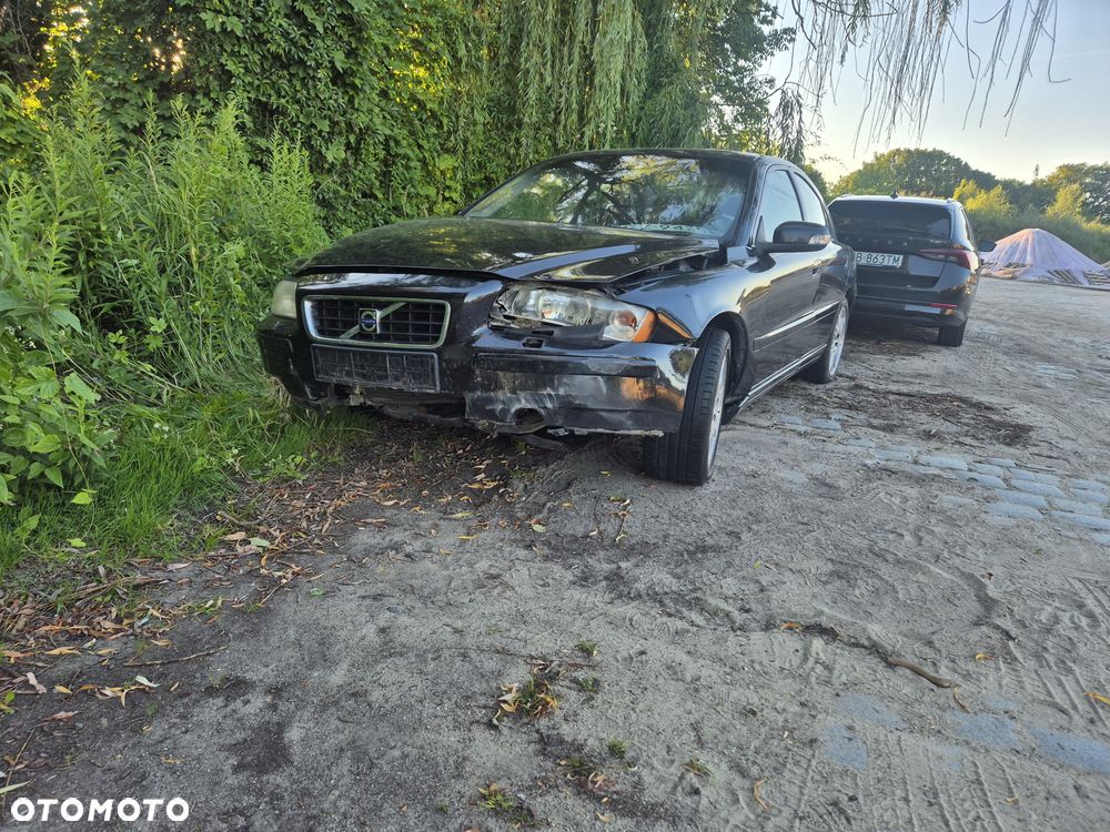 Volvo S60 2.4D Momentum - 1