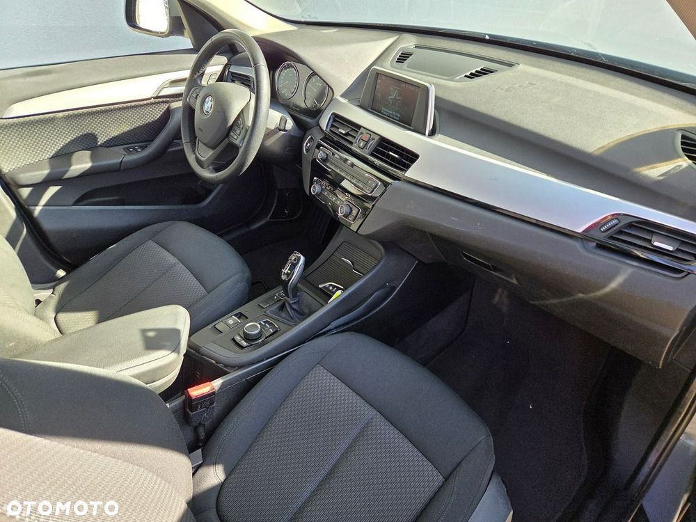 BMW X1 - 10