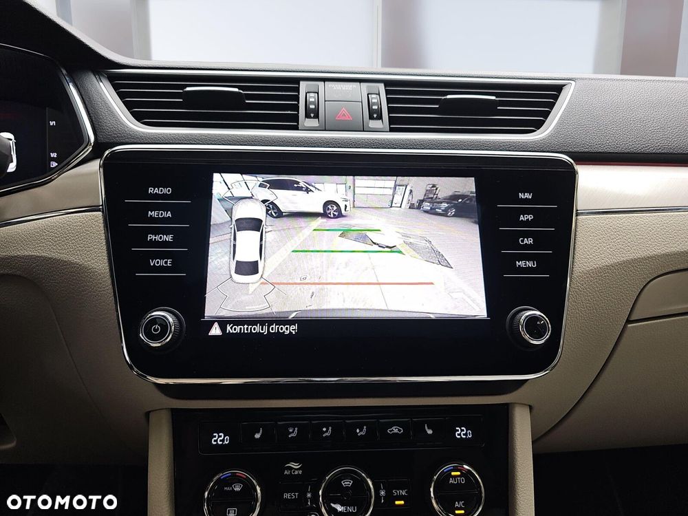 Skoda Superb 2.0 TSI Style DSG - 18