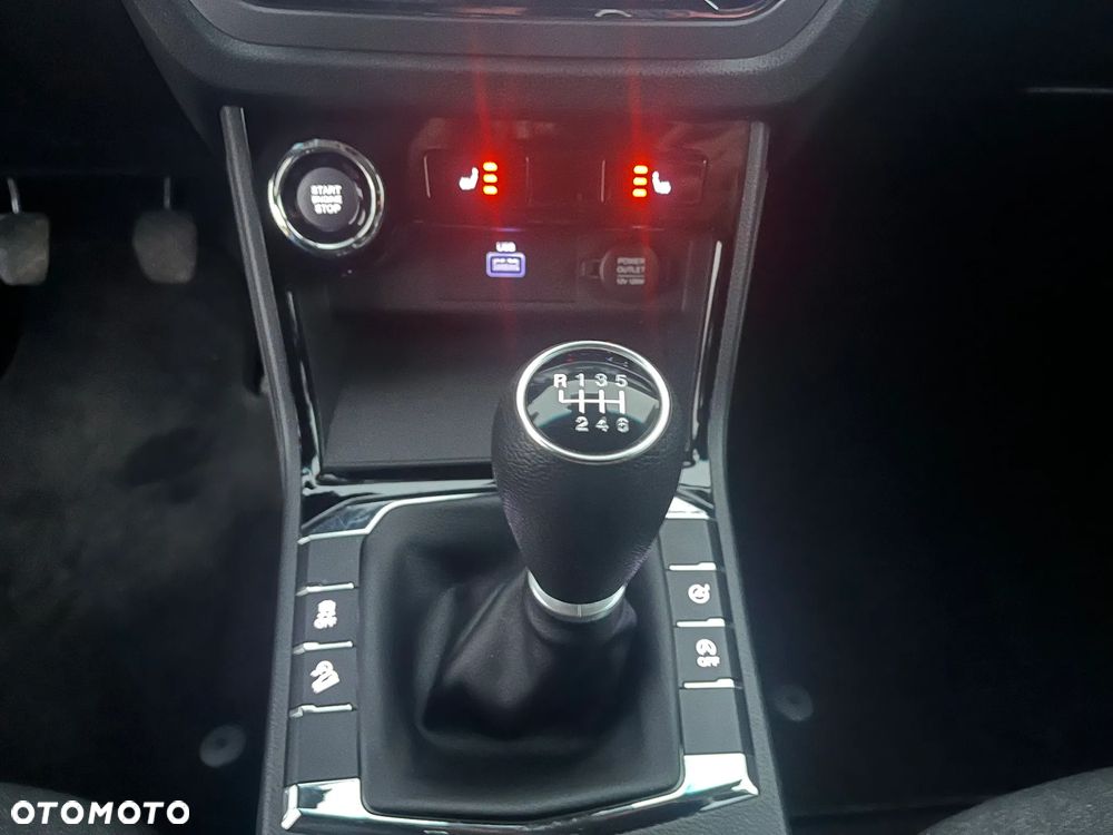 SsangYong/KGM Korando 1.5 T-GDI 2WD Onyx - 24