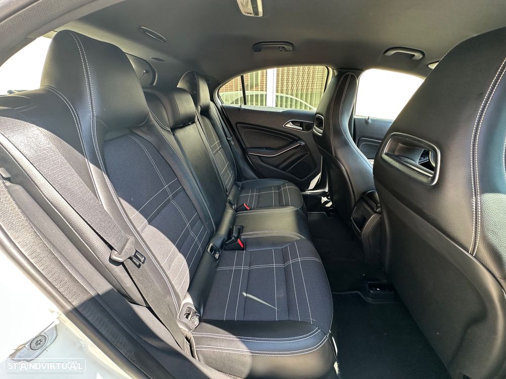 Mercedes-Benz A 180 CDI BE Edition Urban - 27