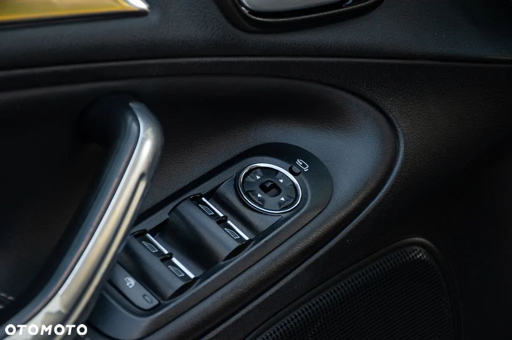 Ford S-Max 2.0 TDCi DPF Titanium - 40