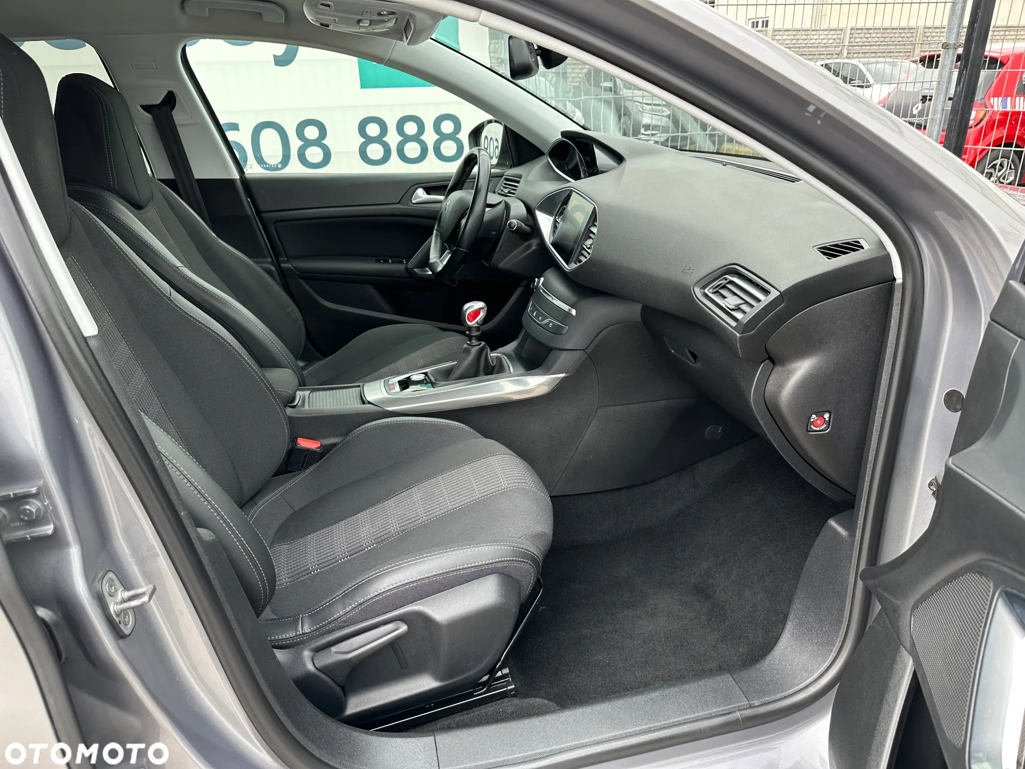 Peugeot 308 - 17