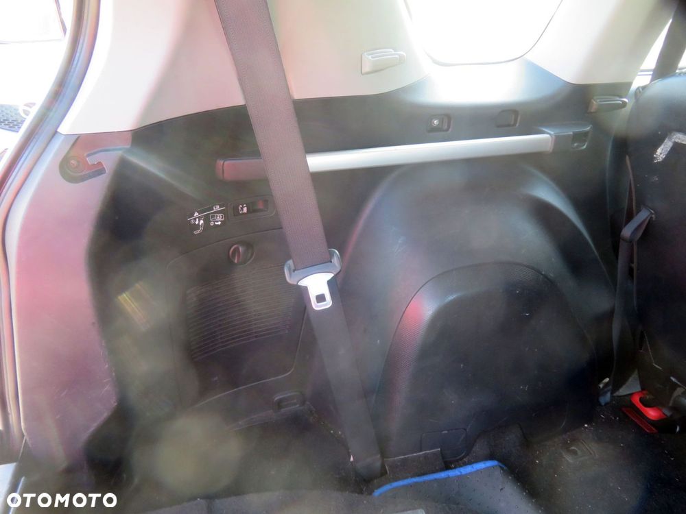 BOCZEK TAPICERKA BAGAŻNIKA LEWA C-CROSSER   CITROEN 2007-2012 - 1