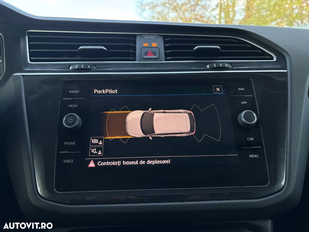 Volkswagen Tiguan 1.6 TDI SCR Comfortline - 19