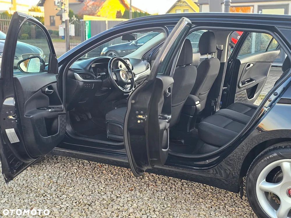 Fiat Tipo Kombi 1.4 16V Easy - 12