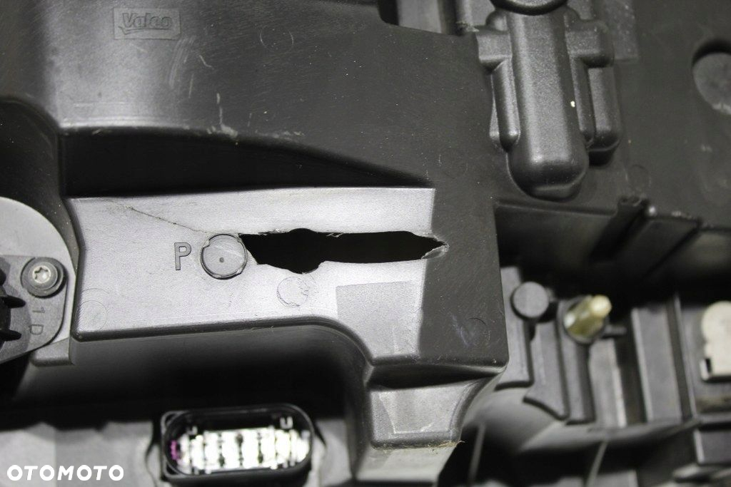Volvo XC90 II Lampa Przód Przednia Lewa Zwykła - 3