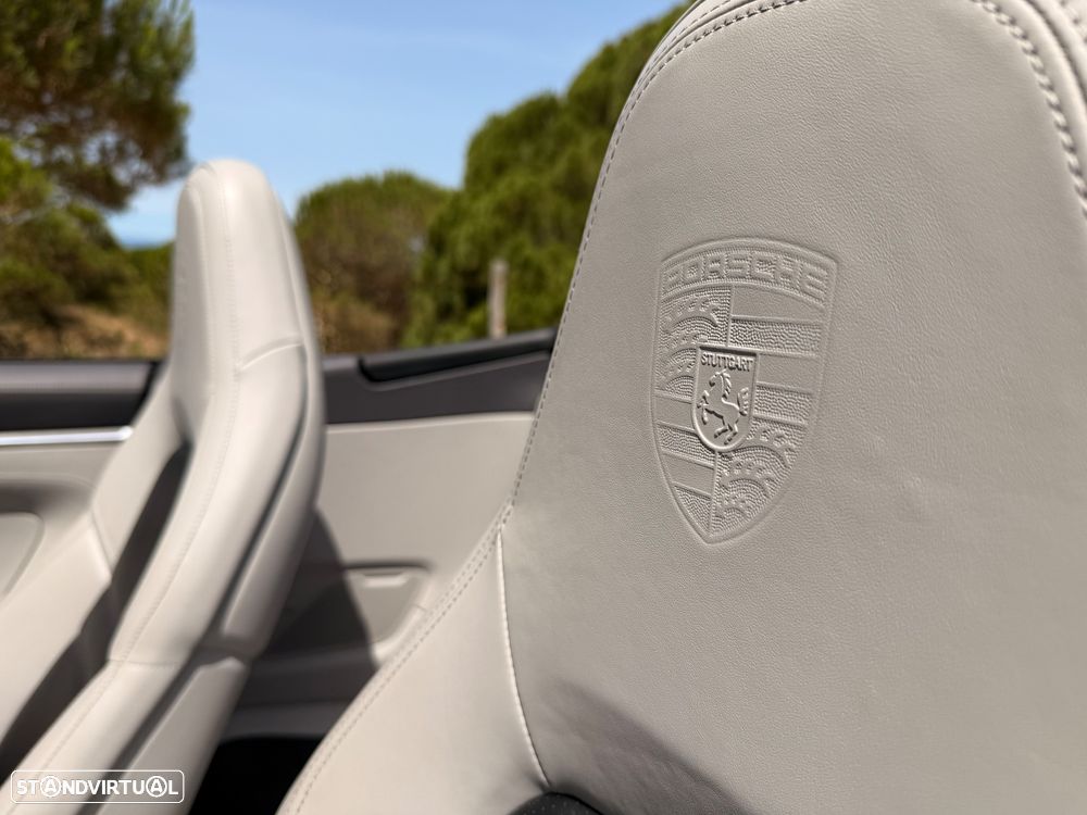 Porsche 911 (992) Carrera Cabriolet PDK - 19
