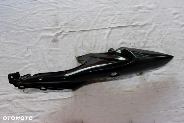 Zadupek owiewka lewa tył ogon Suzuki GSX-R 1000 K9 L1 L2
