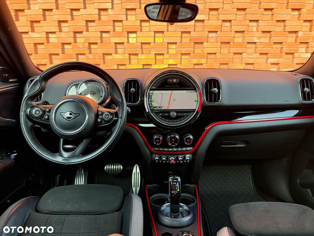 MINI John Cooper Works ALL4 sport - 15