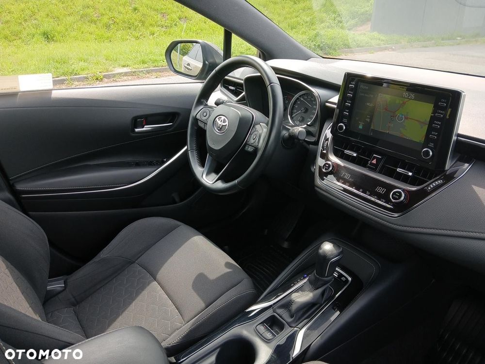 Toyota Corolla 1.8 Hybrid Comfort - 24