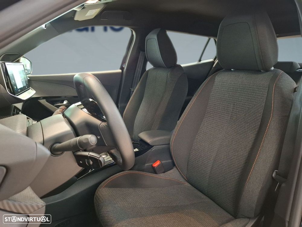 Peugeot e-2008 54 kWh Style - 9