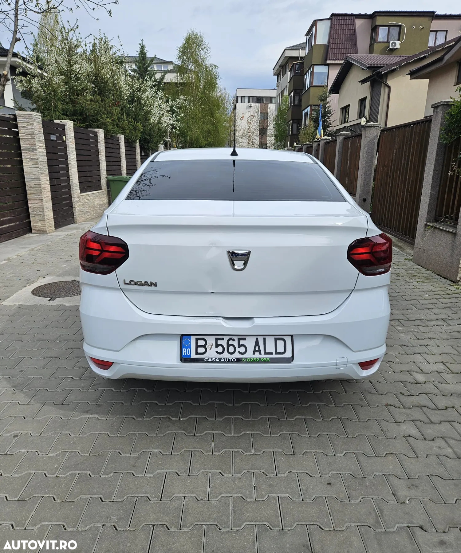 Dacia Logan ECO-G 100 Essential - 5