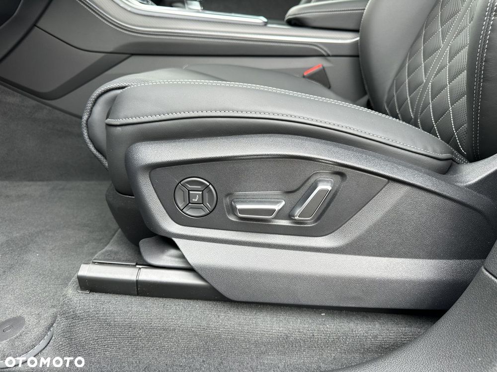 Audi SQ8 - 14