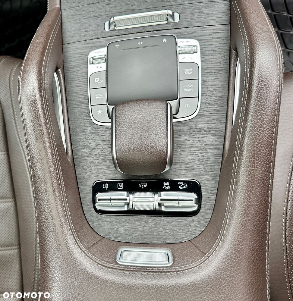 Mercedes-Benz GLE - 19