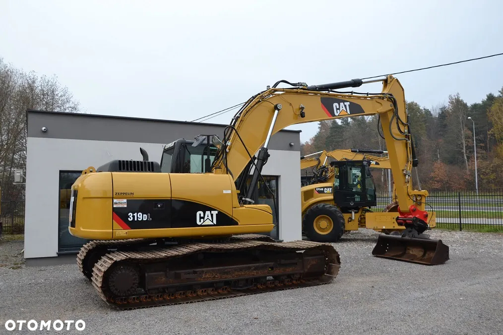 Caterpillar 319 DL - 11