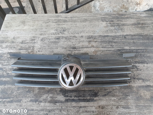 ATRAPA GRILL VW BORA KOMBI