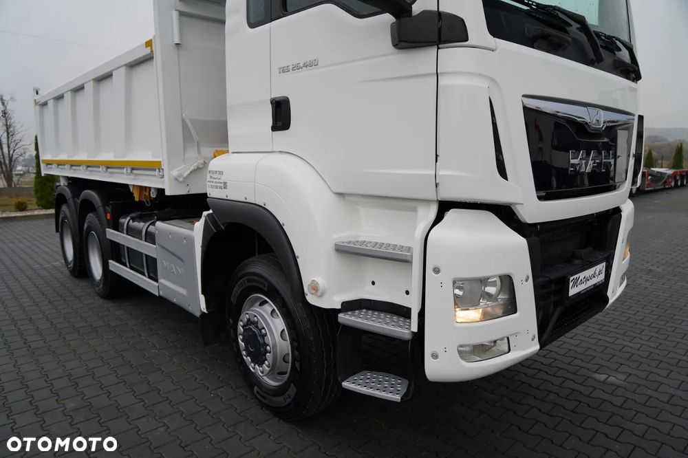 MAN TGS 26.480 / 6X6 / 3 STRONNA WYWROTKA /  HYDROBURTA / MANUAL / BORDMATIC - 17