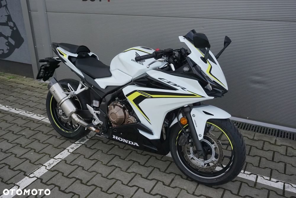 Honda CBR - 1