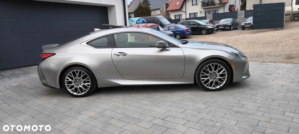 Lexus RC - 8