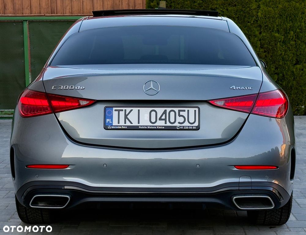 Mercedes-Benz Klasa C ver-300-de-phev-4--matic-amg - 3