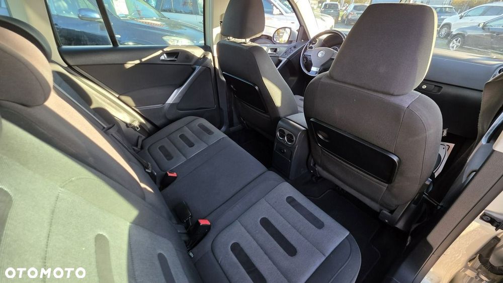 Volkswagen Tiguan - 20