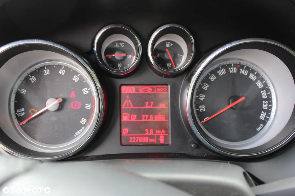 Opel Zafira 1.4 Turbo Edition - 11