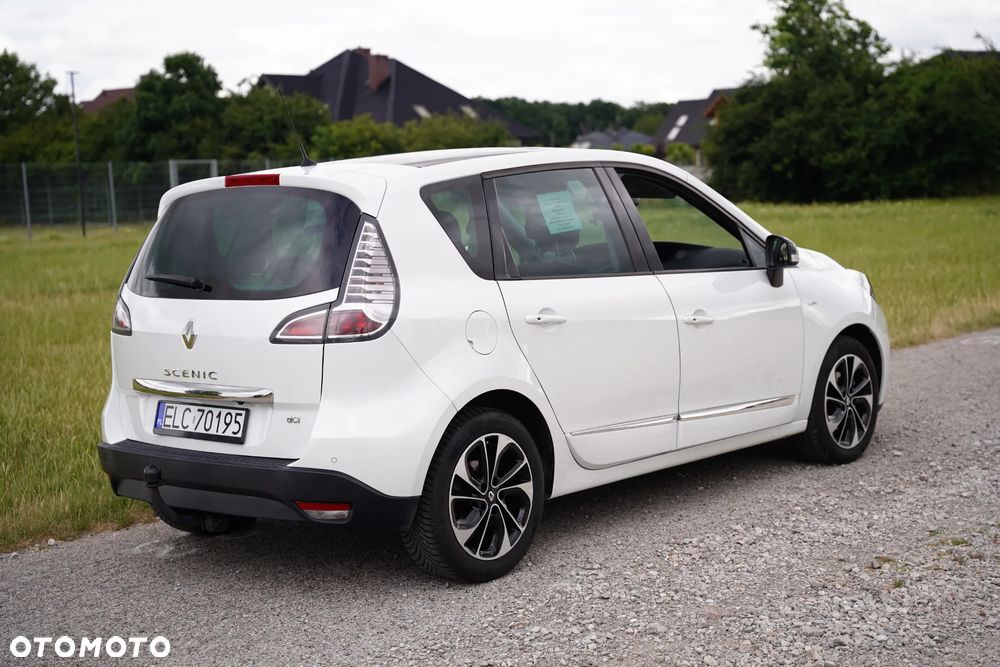 Renault Scenic 1.5 dCi Bose - 17