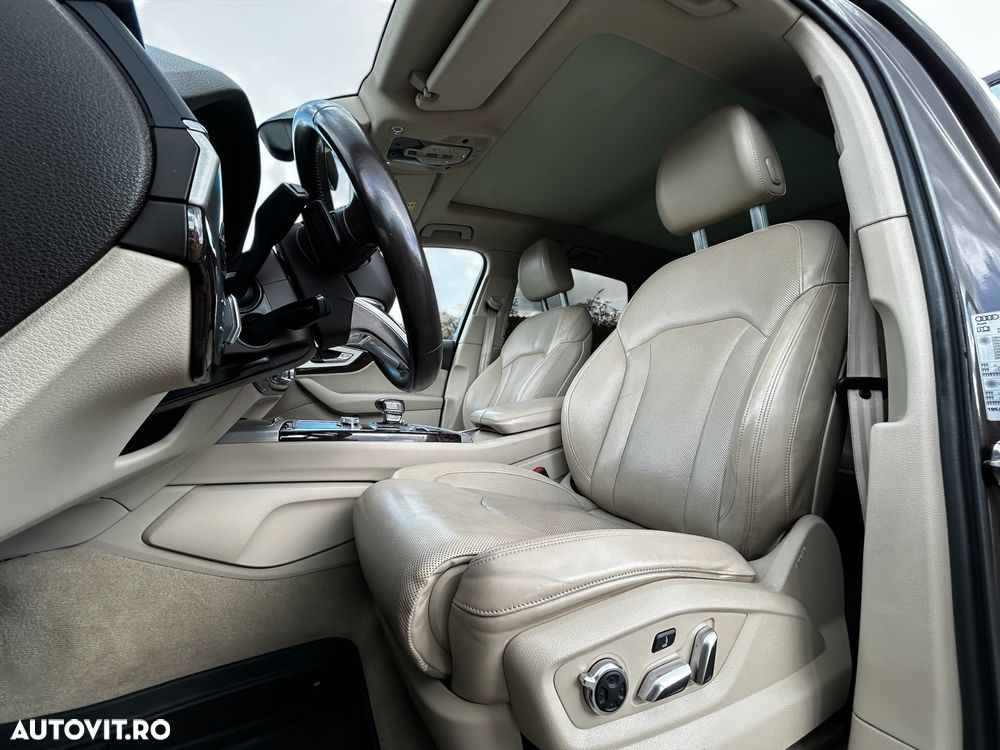 Audi Q7 - 3