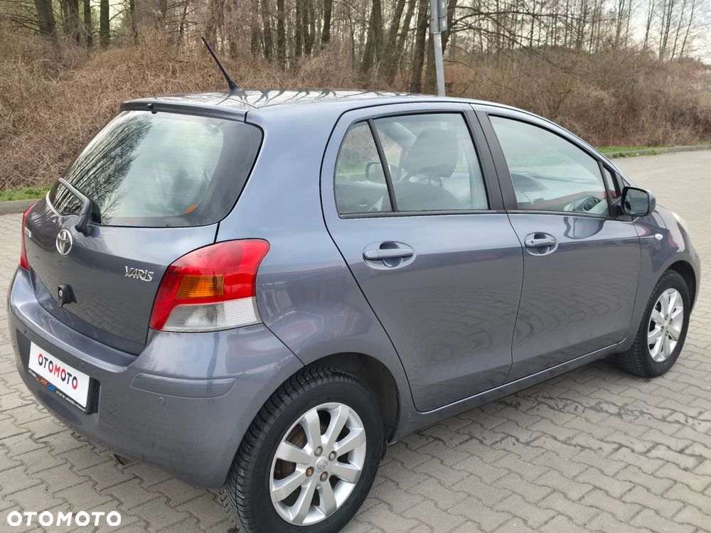Toyota Yaris 1.33 Sol - 5