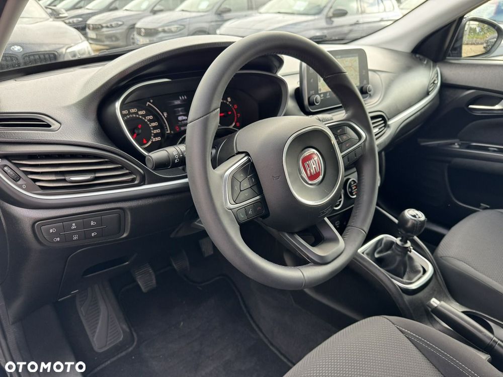 Fiat Tipo 1.4 T-Jet 16v Lounge EU6 - 11