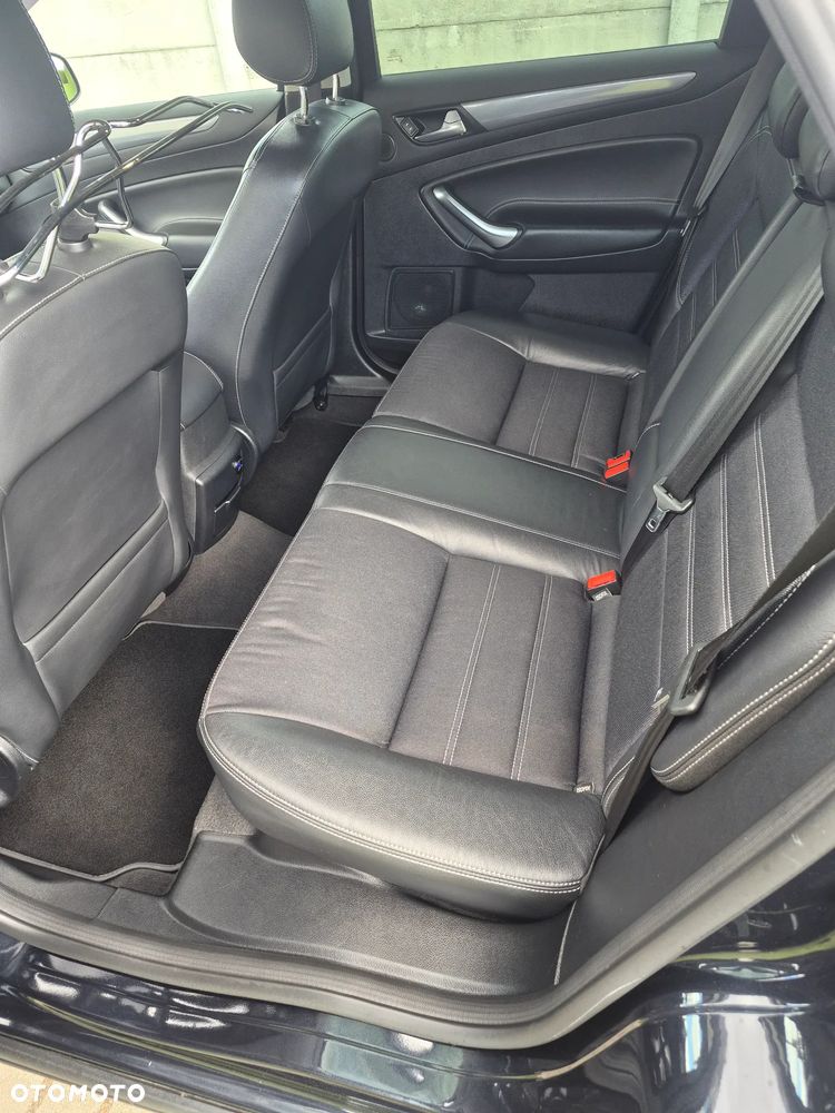 Ford Mondeo 1.6 Eco Boost Start-Stopp Champions Edition - 10